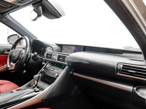 Used 2018 Lexus IS 300 F Sport w/ F Sport Package RWD image 11