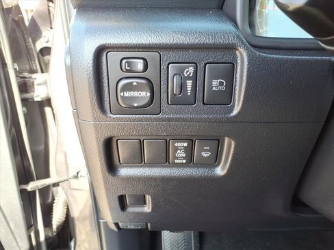 Used 2022 Toyota 4Runner SR5 Premium image 24