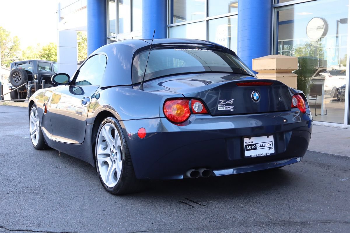 Used 2004 BMW Z4 3.0i RWD image 3