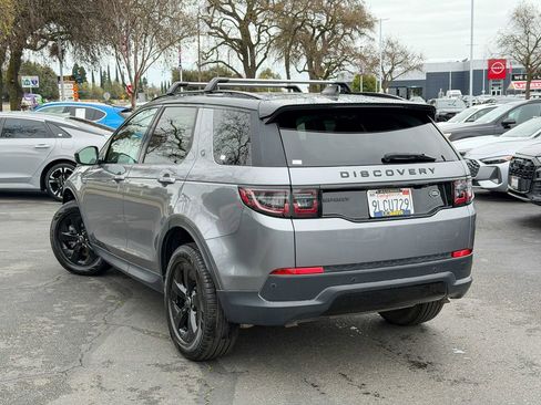 Used 2020 Land Rover Discovery Sport image 11