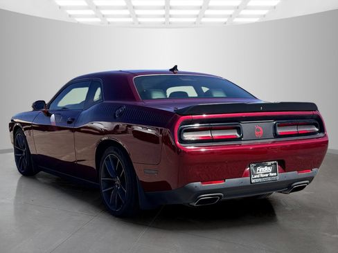 Used 2019 Dodge Challenger R/T Scat Pack w/ Shaker Package RWD image 7