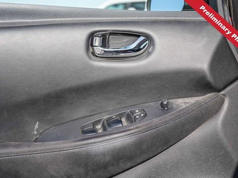 Used 2013 Nissan Leaf S FWD image 16
