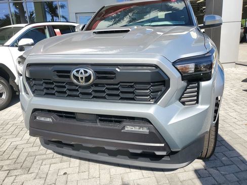 New 2025 Toyota Tacoma TRD Sport image 10
