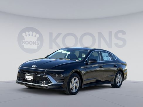 New 2026 Hyundai Sonata SE image 1