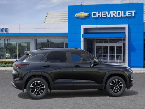 New 2026 Chevrolet TrailBlazer LT FWD image 5