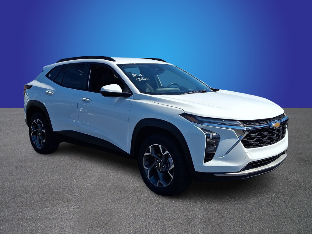 Used 2024 Chevrolet Trax LT FWD image 3