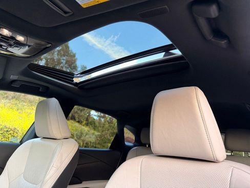 Certified 2023 Lexus RX 350 Premium Plus w/ Accessory Package (Z1) image 17