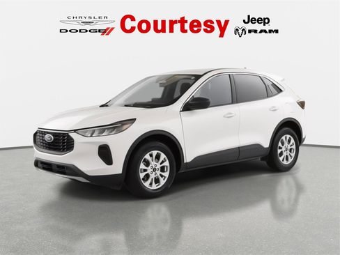 Used 2023 Ford Escape Active image 9