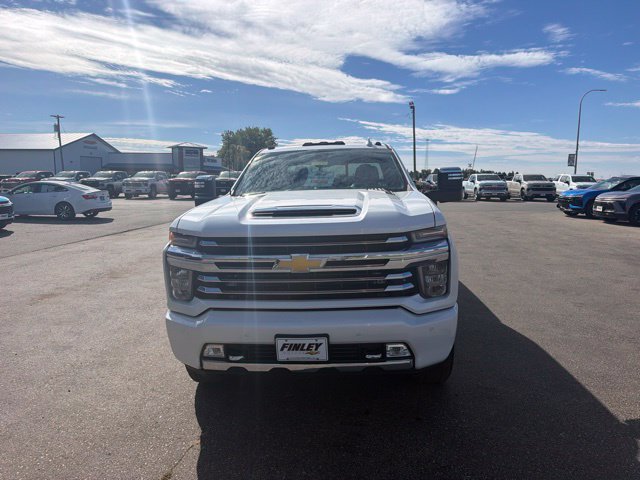 Certified 2021 Chevrolet Silverado 2500 High Country w/ Technology Package AWD/4WD image 3