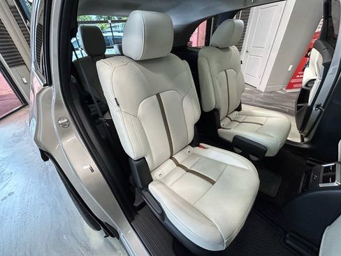 Used 2024 MAZDA CX-90 Plug-In Hybrid w/ Premium Plus AWD/4WD image 5