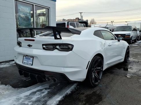 Used 2021 Chevrolet Camaro SS image 6
