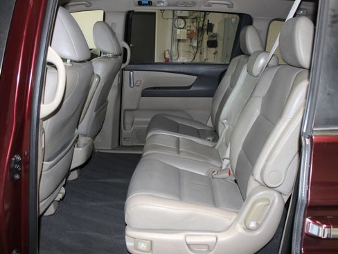 Used 2013 Honda Odyssey EX-L image 26