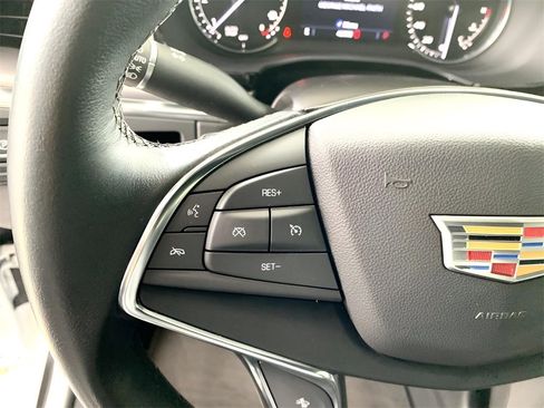 Used 2021 Cadillac XT5 Luxury image 31