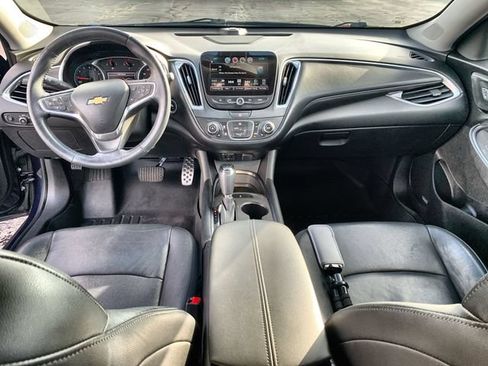 Used 2016 Chevrolet Malibu LT w/ Leather Package FWD image 19