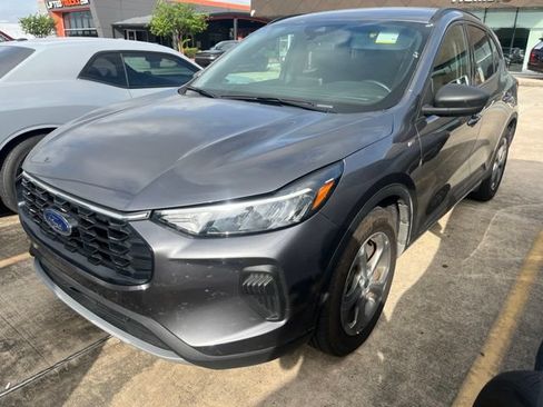 Used 2025 Ford Escape ST-Line FWD image 1