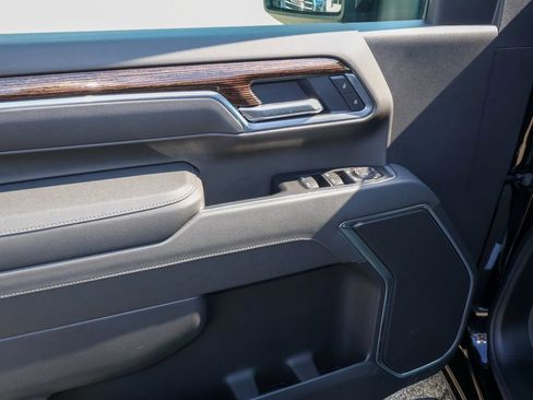 New 2026 GMC Sierra 2500 SLE AWD/4WD image 10