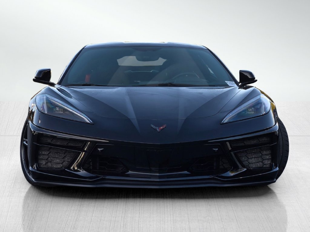 Used 2021 Chevrolet Corvette Stingray Premium Cpe w/ Z51 Performance Package RWD image 2