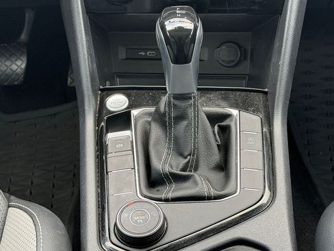 Certified 2022 Volkswagen Taos SEL AWD/4WD image 24