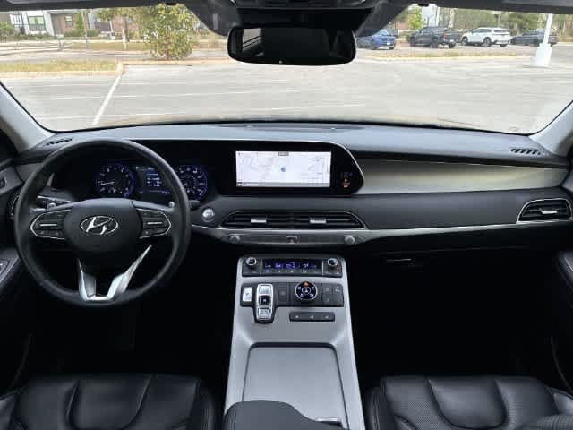 Used 2022 Hyundai Palisade SEL w/ 8P Bench Seat Package AWD/4WD image 16