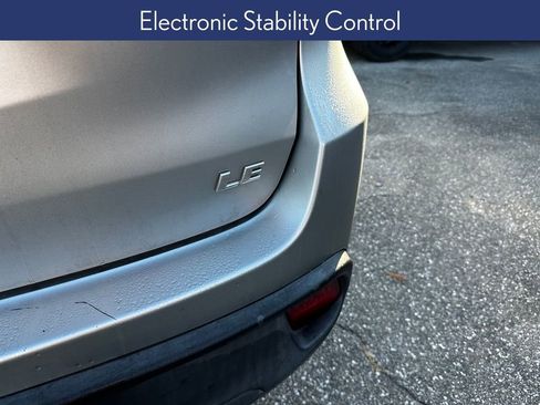 Used 2018 Toyota Highlander Plus image 11