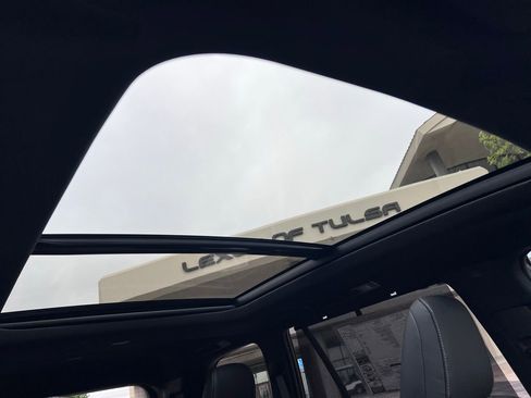 New 2026 Lexus TX 350 AWD image 25