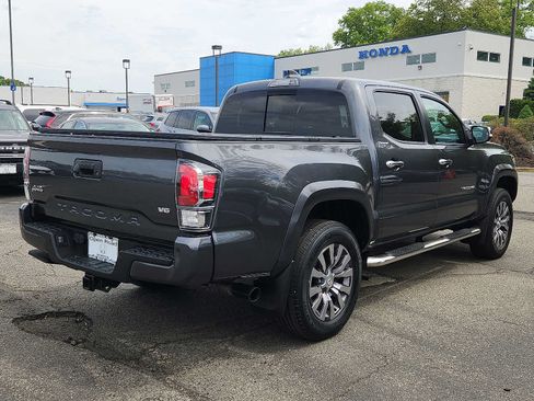 Used 2022 Toyota Tacoma Limited AWD/4WD image 6