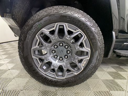 New 2025 GMC Hummer EV 3X image 11