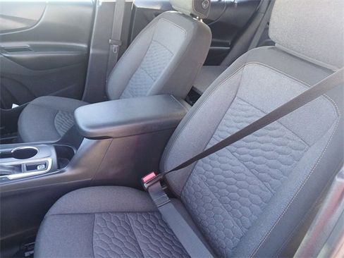 Used 2021 Chevrolet Equinox LT image 11