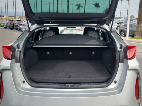 Used 2022 Toyota Prius Prime XLE FWD image 9