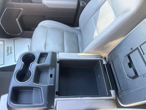 Used 2025 GMC Sierra 1500 SLT AWD/4WD image 23