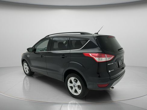 Used 2016 Ford Escape SE w/ Equipment Group 201A FWD image 4