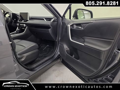 Used 2023 Toyota RAV4 XLE Premium FWD image 10