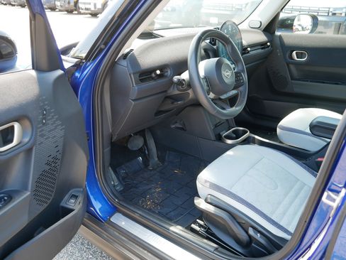 Used 2025 MINI Cooper S FWD image 11