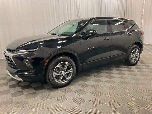 Used 2023 Chevrolet Blazer LT w/ Driver Confidence Package image 12