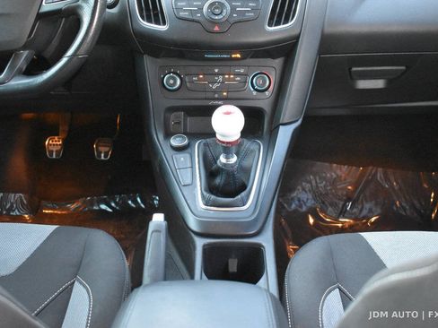 Used 2017 Ford Focus ST FWD image 27