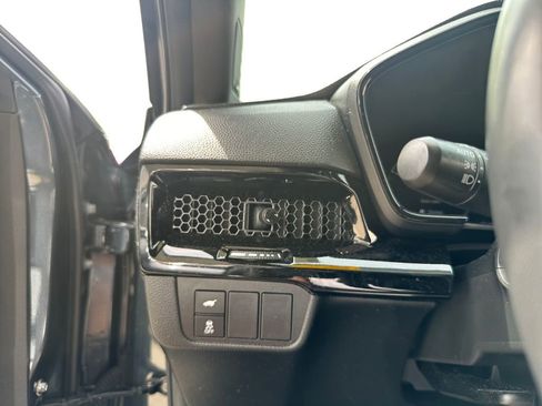 Used 2023 Honda CR-V Sport Touring image 13