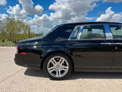Used 2004 Rolls-Royce Phantom Sedan RWD image 30
