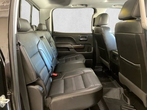 Used 2018 GMC Sierra 2500 Denali w/ Duramax Plus Package AWD/4WD image 19