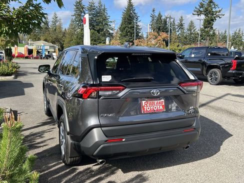Certified 2025 Toyota RAV4 LE image 9