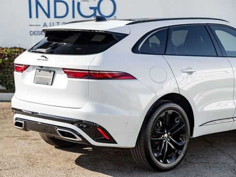 New 2025 Jaguar F-PACE R-Dynamic S image 7