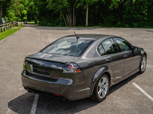 Used 2009 Pontiac G8 GT w/ Premium Package RWD image 17