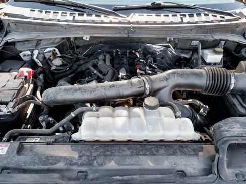 Used 2024 Ford Expedition Max XLT image 60