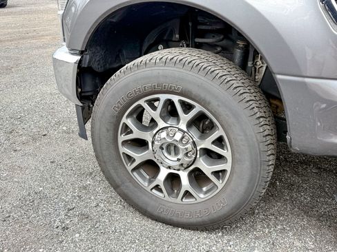 Used 2022 Ford F350 Lariat w/ Lariat Ultimate Package image 8