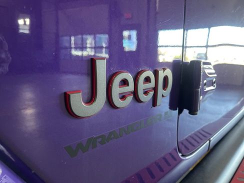 Used 2023 Jeep Wrangler Rubicon w/ LED Lighting Group image 5