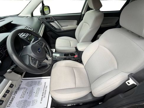 Used 2018 Subaru Forester 2.5i Premium AWD/4WD image 9