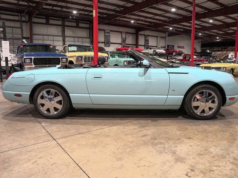 Used 2003 Ford Thunderbird RWD image 10