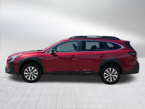 Certified 2025 Subaru Outback Premium AWD/4WD image 4