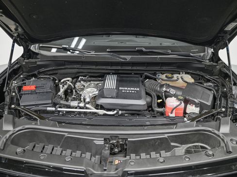 Used 2023 Chevrolet Suburban LS AWD/4WD image 11