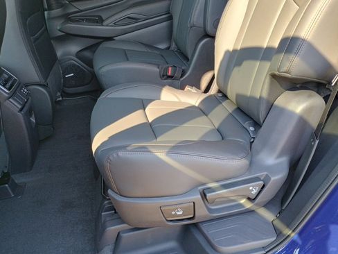 New 2026 Subaru Ascent Limited Bronze image 13