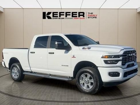 New 2026 RAM 2500 Big Horn AWD/4WD image 8